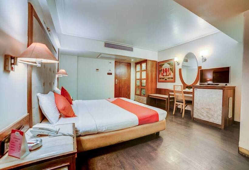 هتل Fab Krishna Presidency