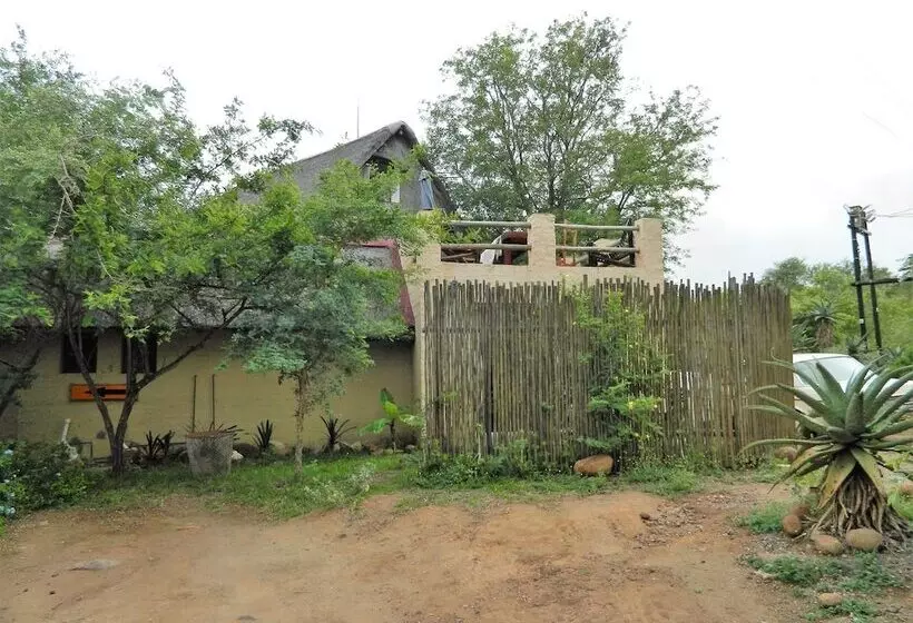 Hotelli Kruger Inn Backpackers