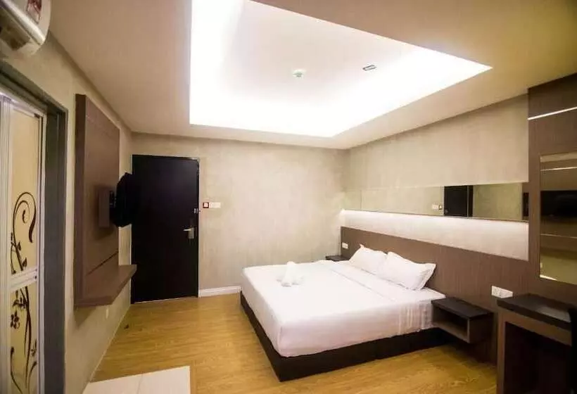 Monaco Boutique Hotel Sadong Jaya