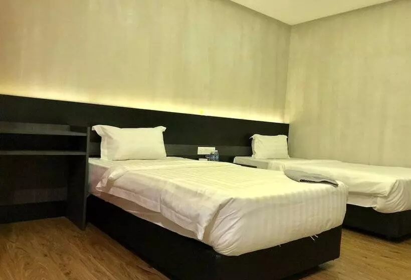 Monaco Boutique Hotel Sadong Jaya