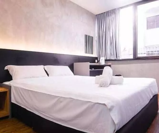 Monaco Boutique Hotel Sadong Jaya