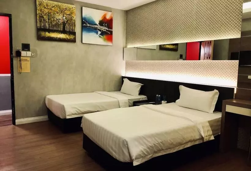 Monaco Boutique Hotel Sadong Jaya