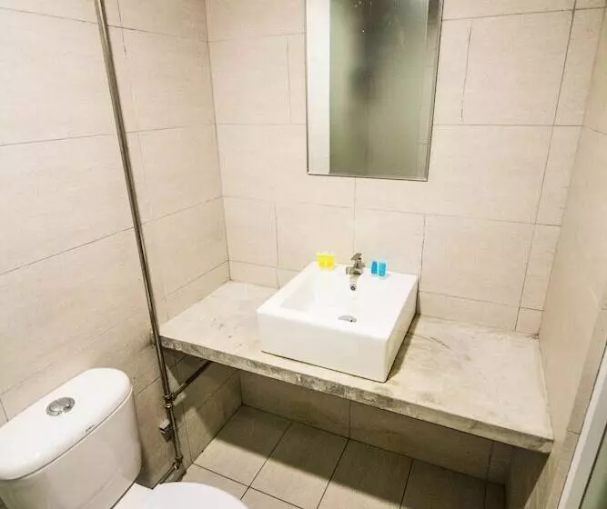 Monaco Boutique Hotel Sadong Jaya