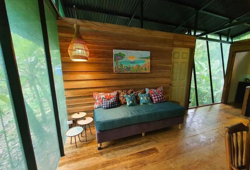 La Shamana Ecological, Concept In The Jungle