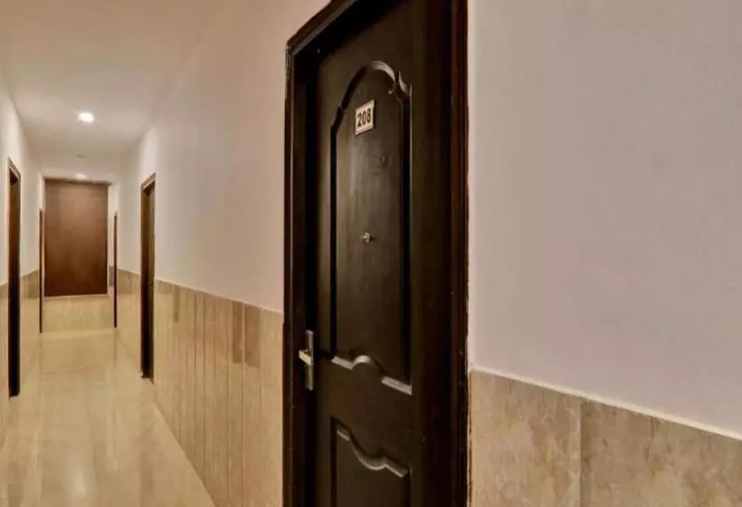 ホテル Itsy By Treebo  Coral Tree Gomti Nagar