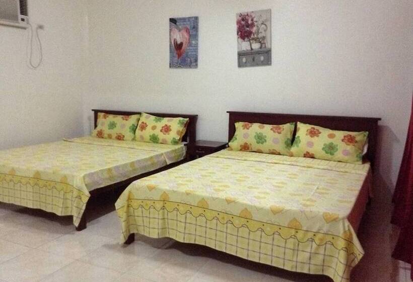 فندق Larville Pool Garden Resort & Restaurant