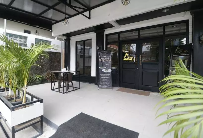 ホテル Reddoorz Plus @ Jalan Raden Intan Lampung