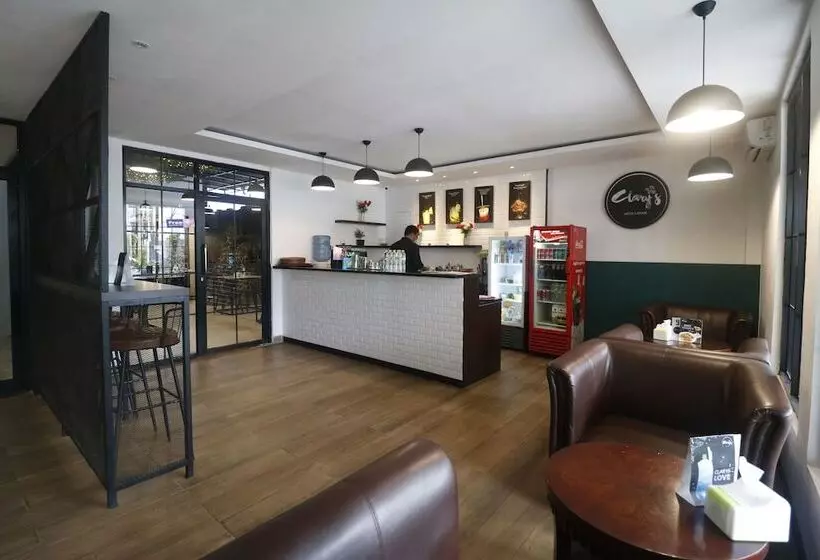 ホテル Reddoorz Plus @ Jalan Raden Intan Lampung