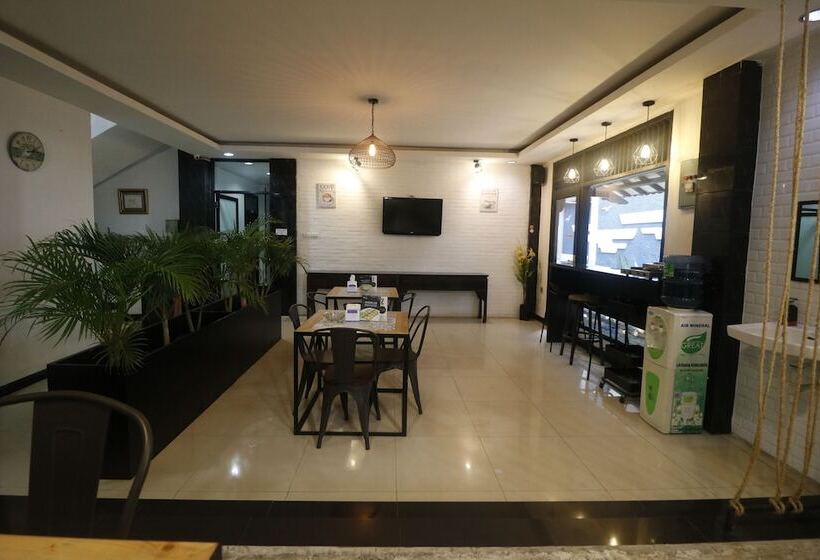 בית מלון כפרי Reddoorz Plus @ Jalan Raden Intan Lampung