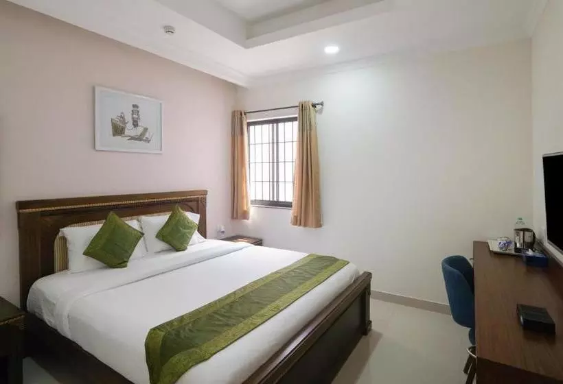 هتل Treebo Trend Madras Inn