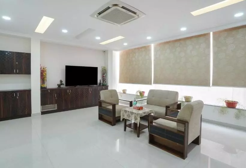 هتل Treebo Trend Madras Inn