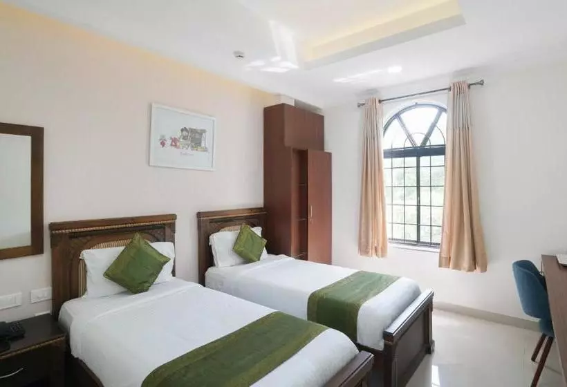 هتل Treebo Trend Madras Inn