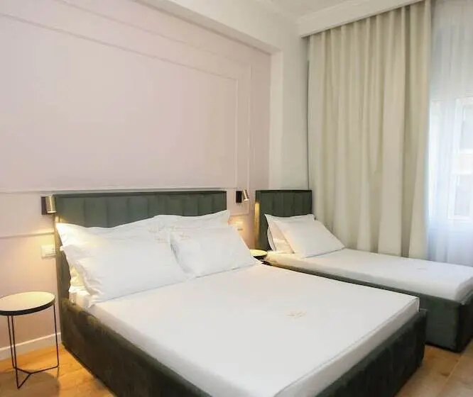 هتل Vala Boutique