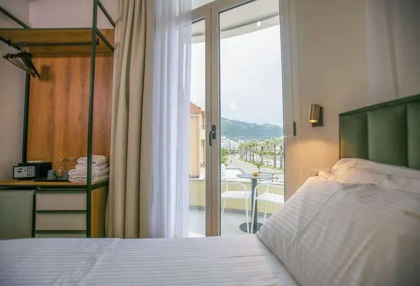 هتل Vala Boutique