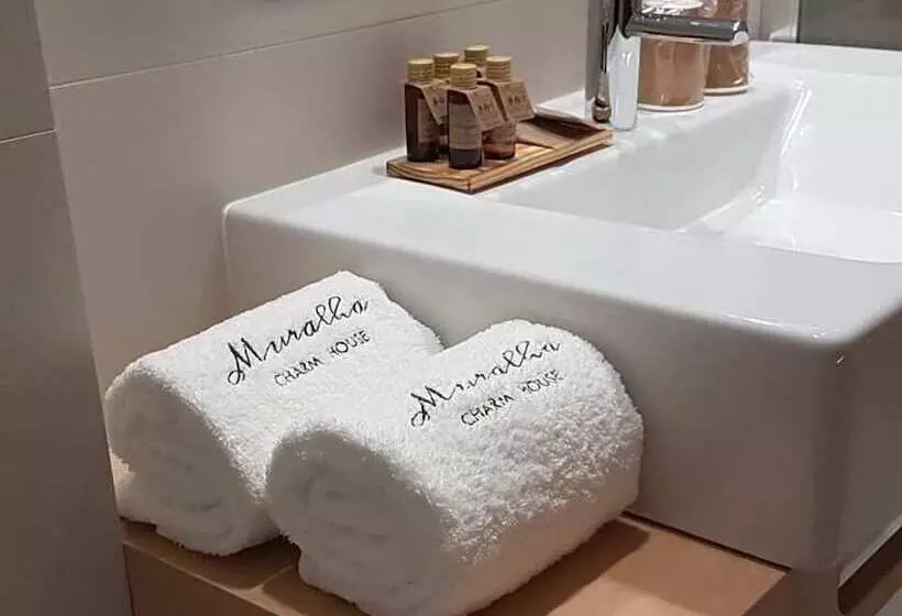 Majatalo Muralha Charm House