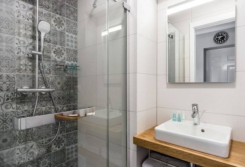 Sanhaus Apartments Parkowa 44