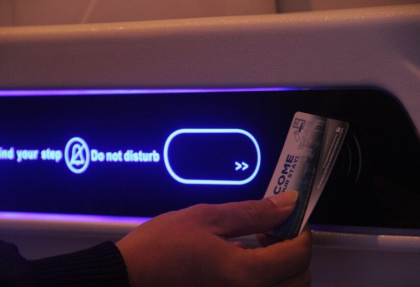 הוסטל Digital Airport