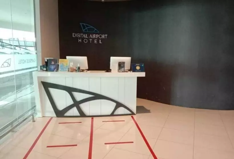 ユースホステル Digital Airport