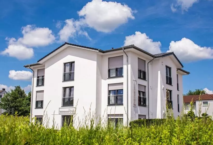 Apartment   Boardinghouse On Teuto