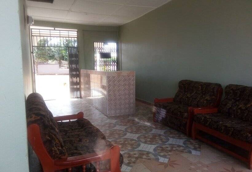 Bed & Breakfast Batavia Lodge