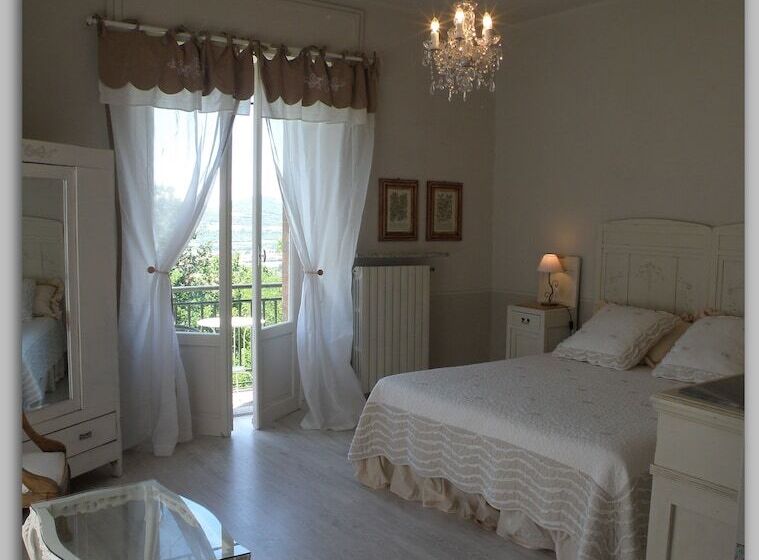 مبيت وإفطار Cascina Luvot