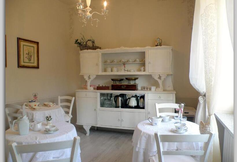 مبيت وإفطار Cascina Luvot