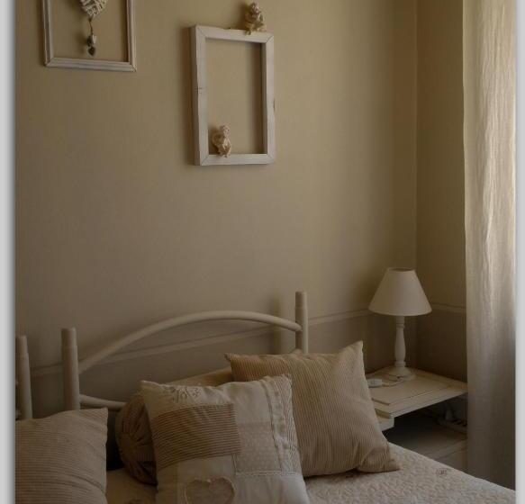 مبيت وإفطار Cascina Luvot