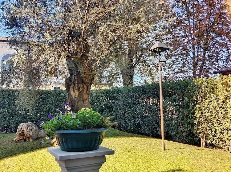 ベッドアンドブレックファースト Relais Toti Beb Bed E Breakfast