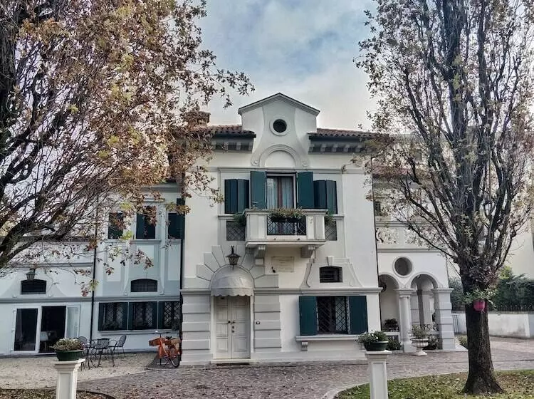 ベッドアンドブレックファースト Relais Toti Beb Bed E Breakfast