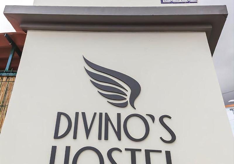 Divino S Hostel