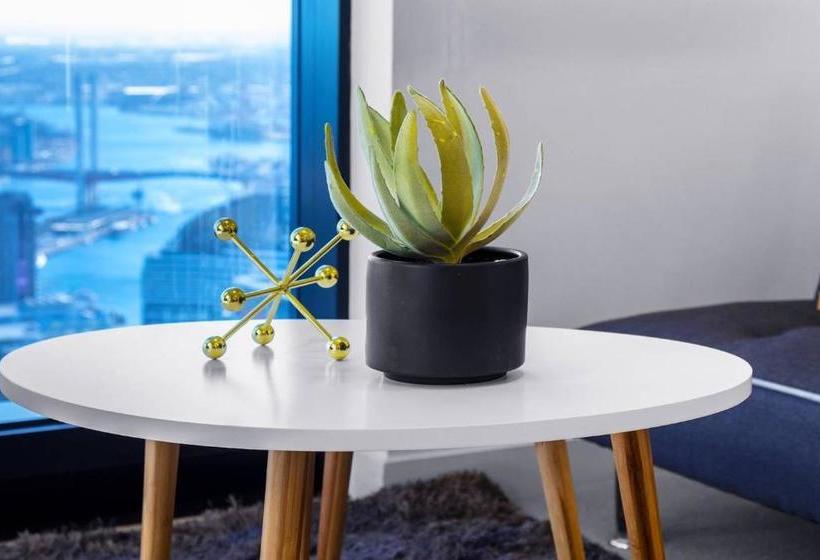 Dreamhost Apartments At Collins