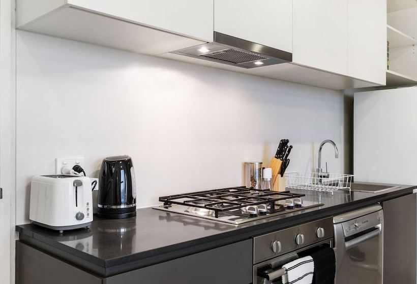 Dreamhost Apartments At Collins