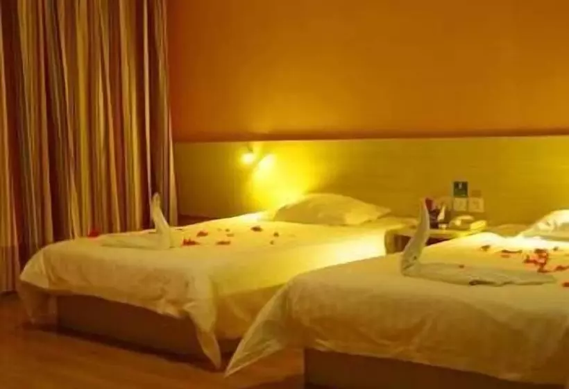 هتل 7 Days Inn