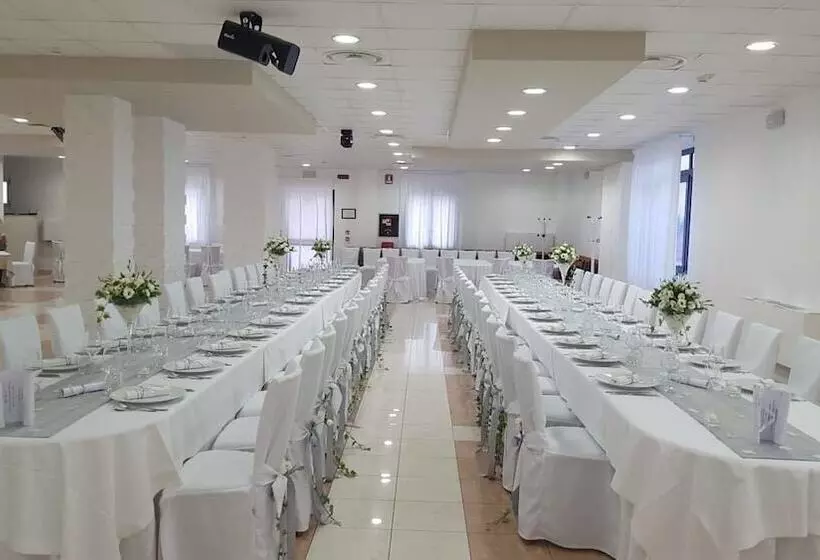 Hotelli Albergo Roma