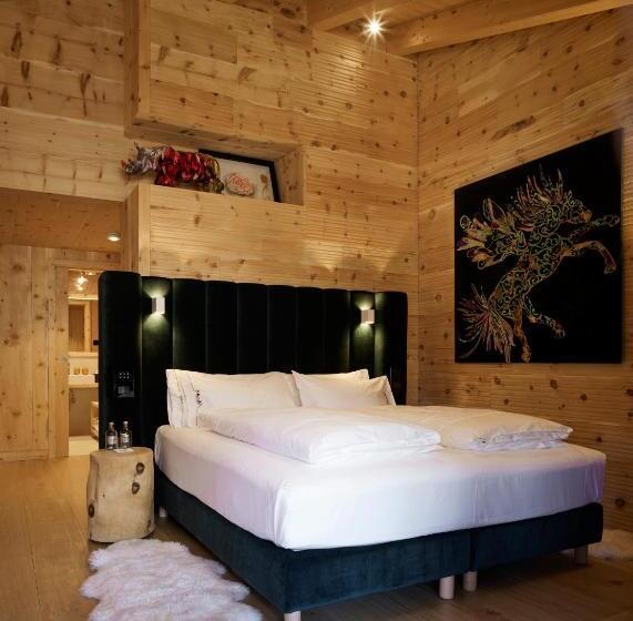Отель Dolomiti Lodge Alverà