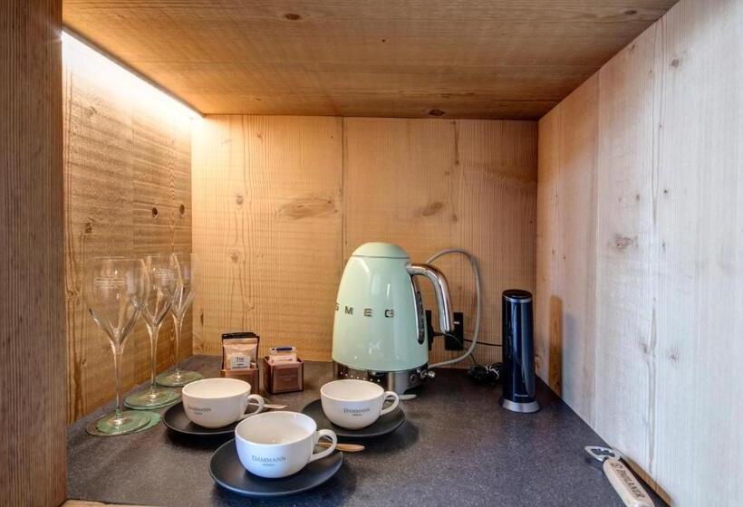 Отель Dolomiti Lodge Alverà