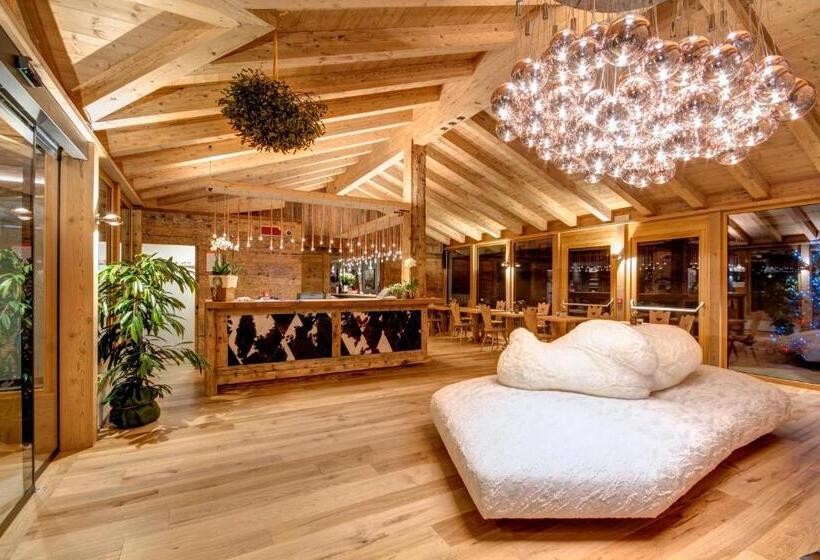 Отель Dolomiti Lodge Alverà