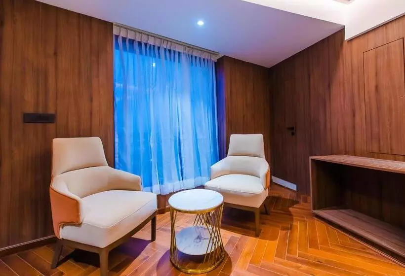 ホテル Grand Dhillon