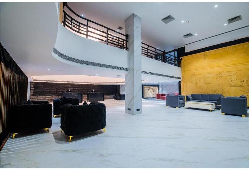 호텔 Grand Dhillon