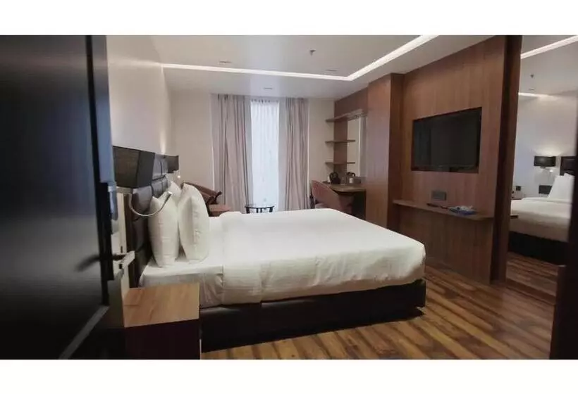 ホテル Grand Dhillon