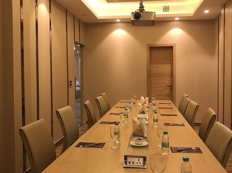 هتل Jrd Pride Business