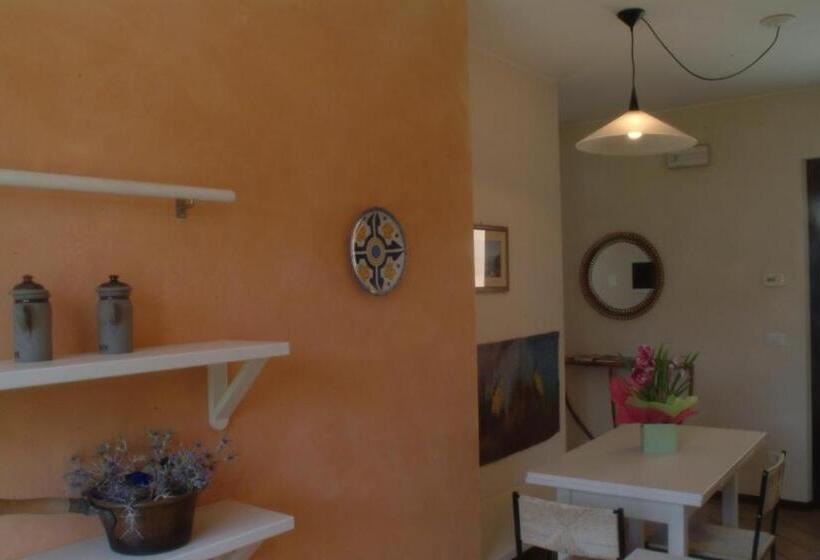 هتل روستایی Agriturismo Grillo Iole Winery