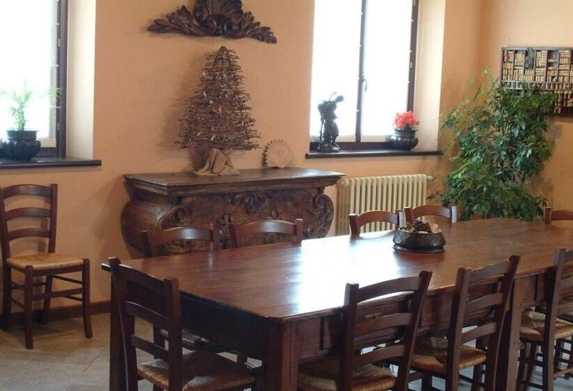 هتل روستایی Agriturismo Grillo Iole Winery