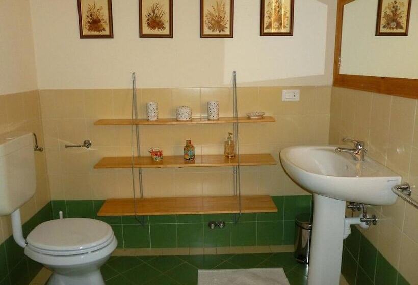 هتل روستایی Agriturismo Grillo Iole Winery