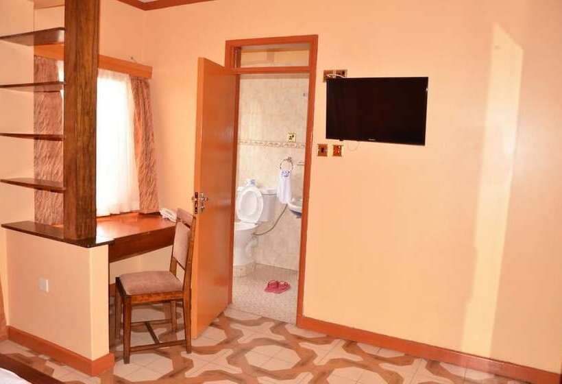 هتل United Kenya Club