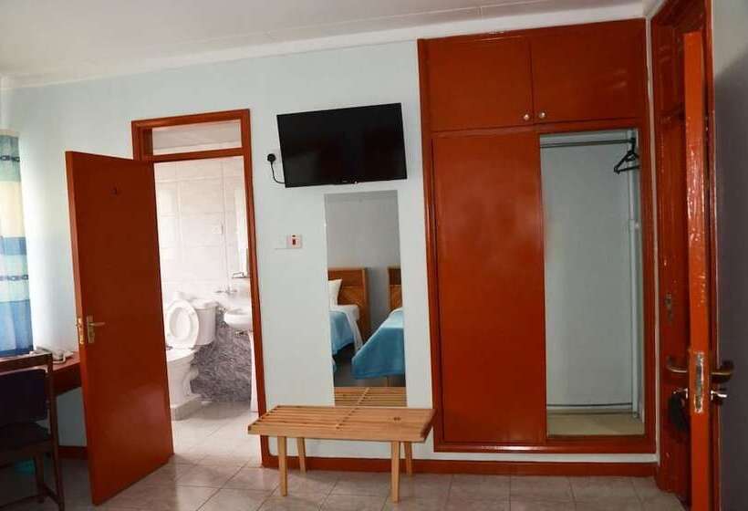 هتل United Kenya Club