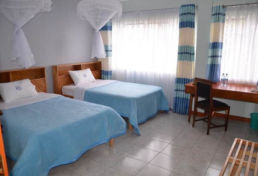 هتل United Kenya Club