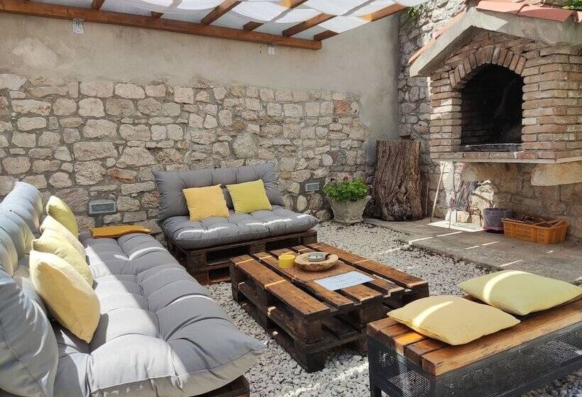 پانسیون Guest House Exalto