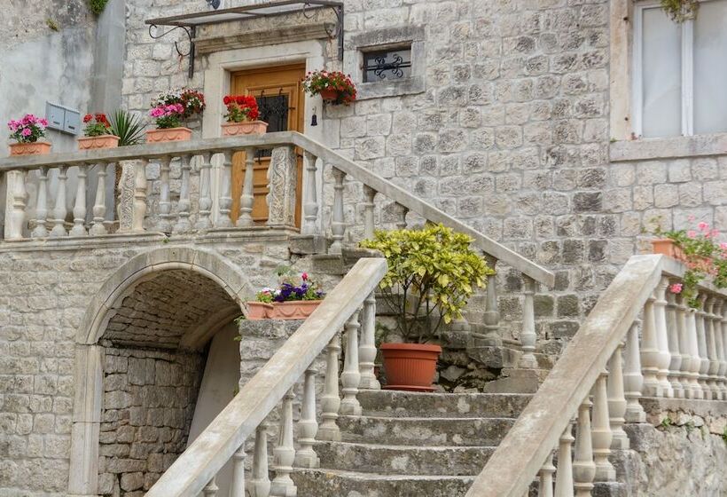 پانسیون Guest House Exalto