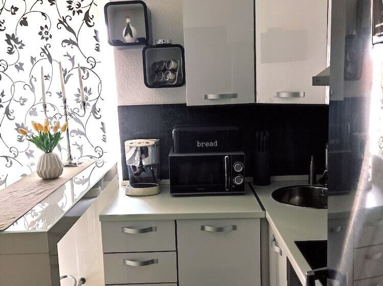 پانسیون Guest House Exalto